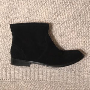 Aldo: black suede booties!